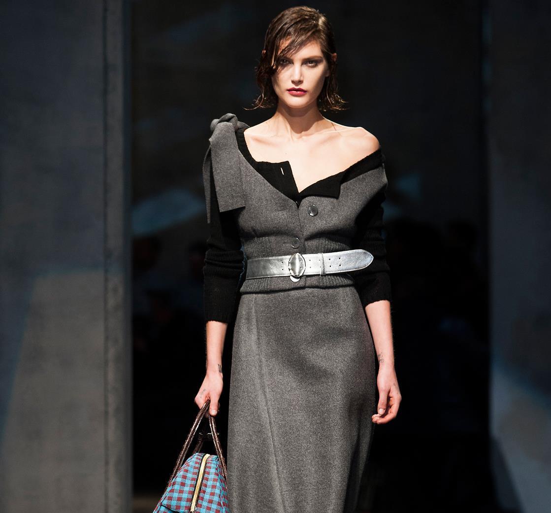 To καινούργιο power look της Prada